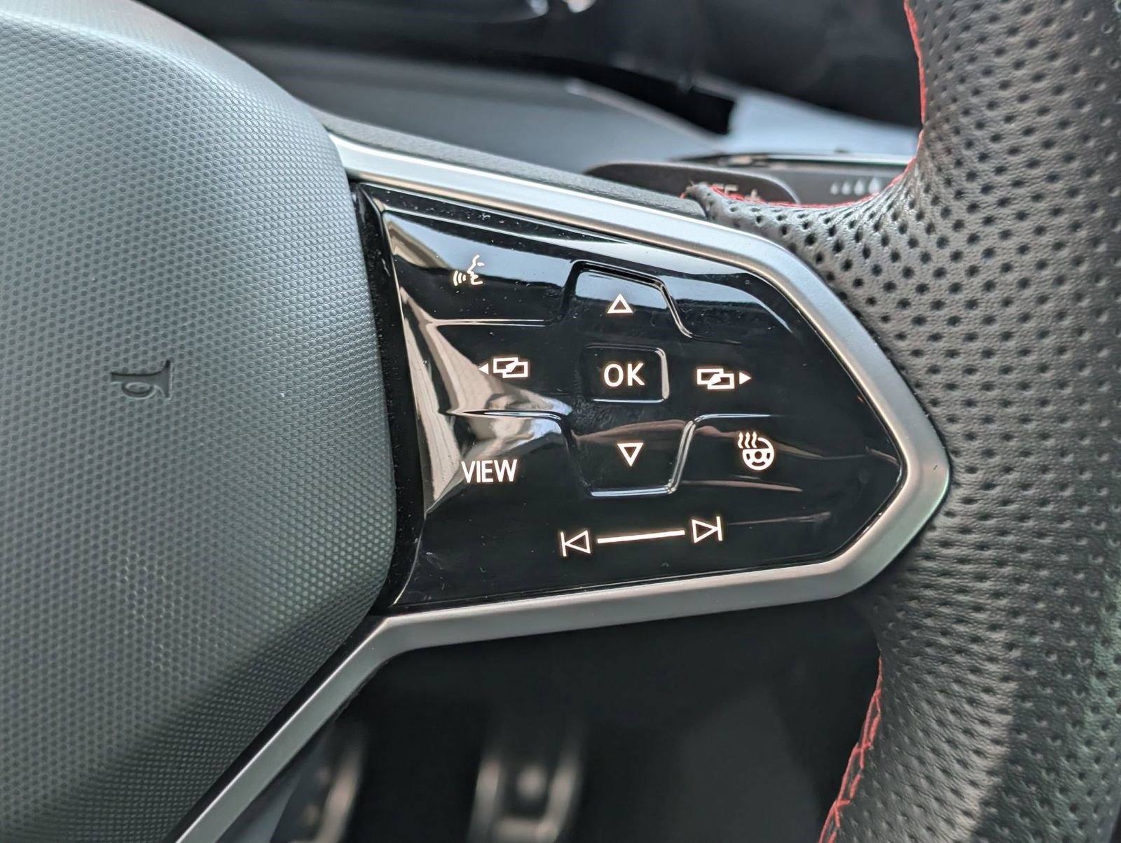 Used 2024 Volkswagen GTI Autobahn image 23