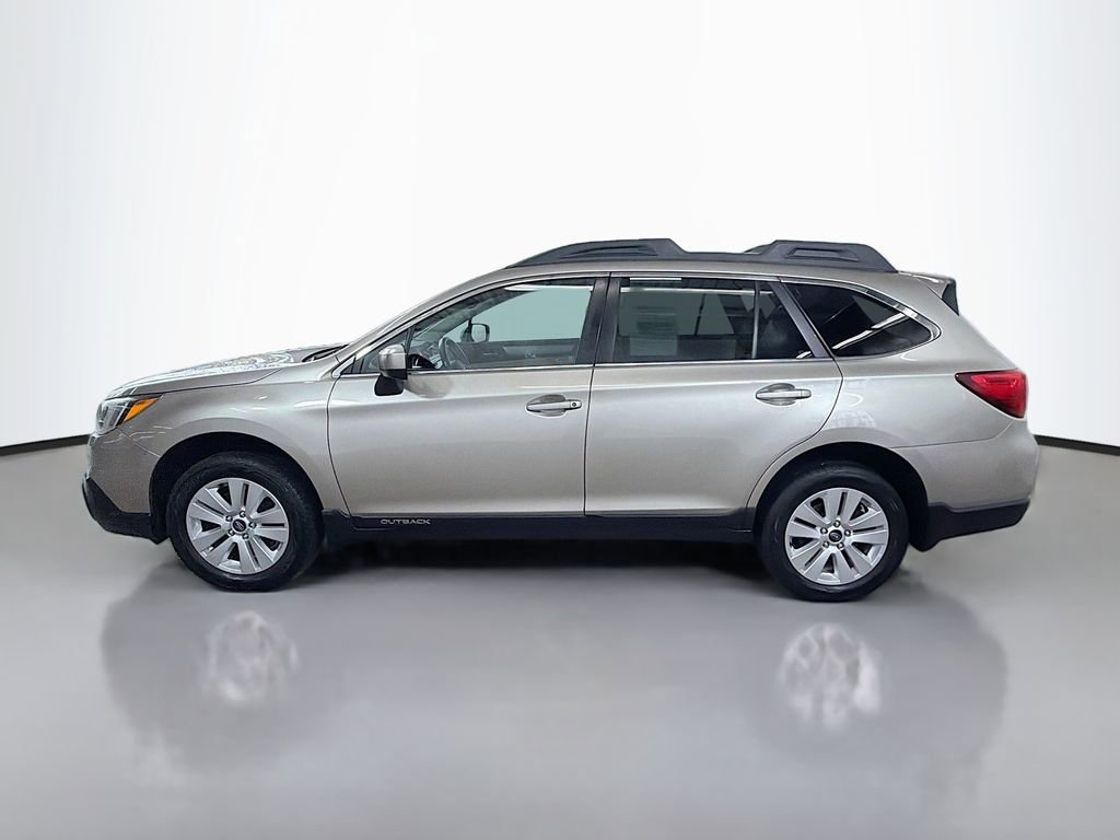 Used 2017 Subaru Outback 2.5i Premium image 6