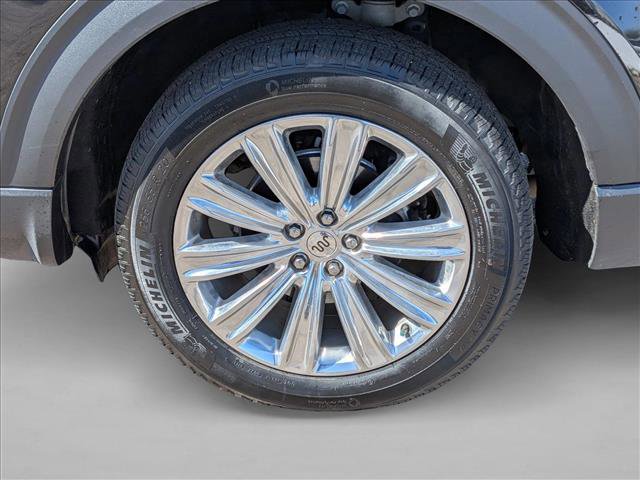 Used 2023 Ford Explorer King Ranch w/ Technology Package image 9