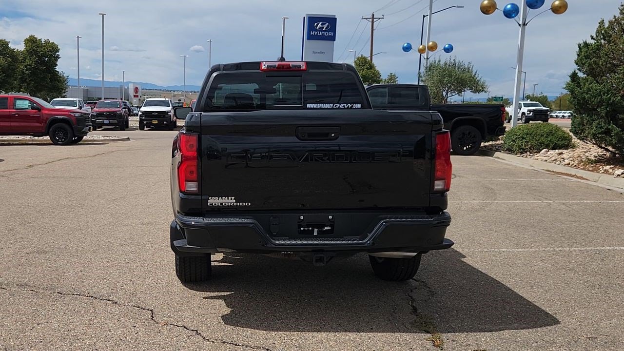 New 2025 Chevrolet Colorado LT w/ LT Convenience Package image 7