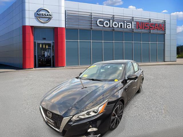 Certified 2021 Nissan Altima 2.5 Platinum image 1