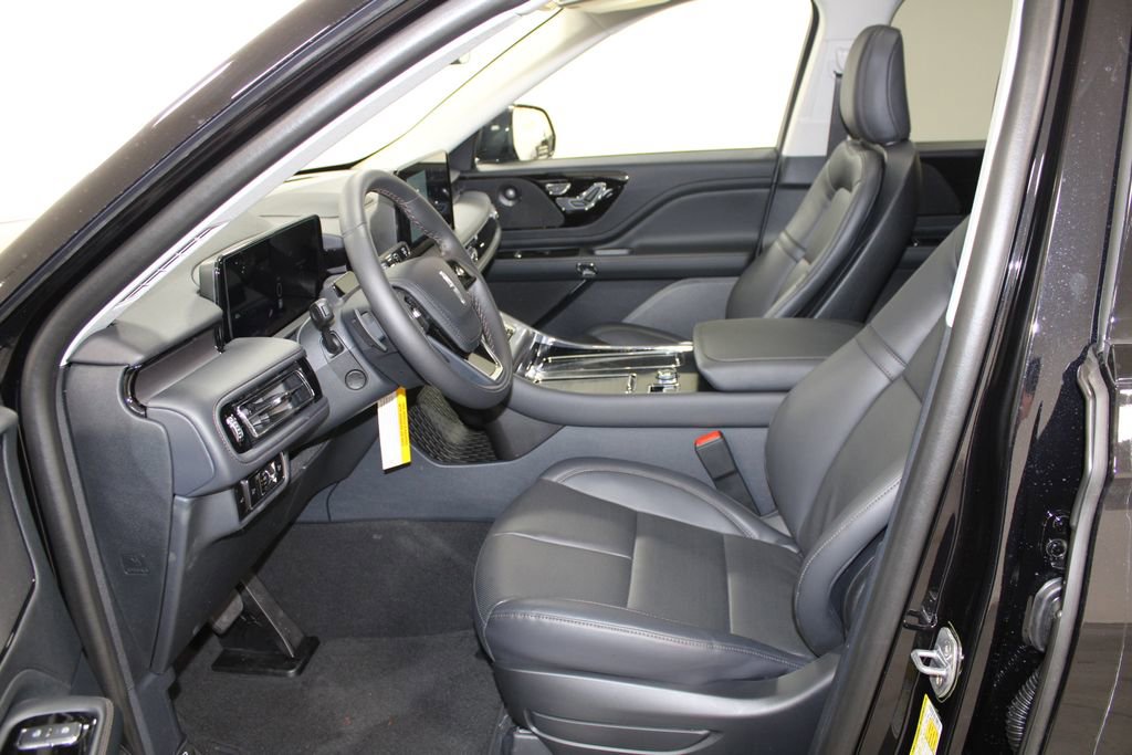 New 2026 Lincoln Aviator 2WD image 22