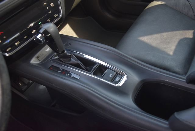 Used 2017 Honda HR-V EX-L image 36