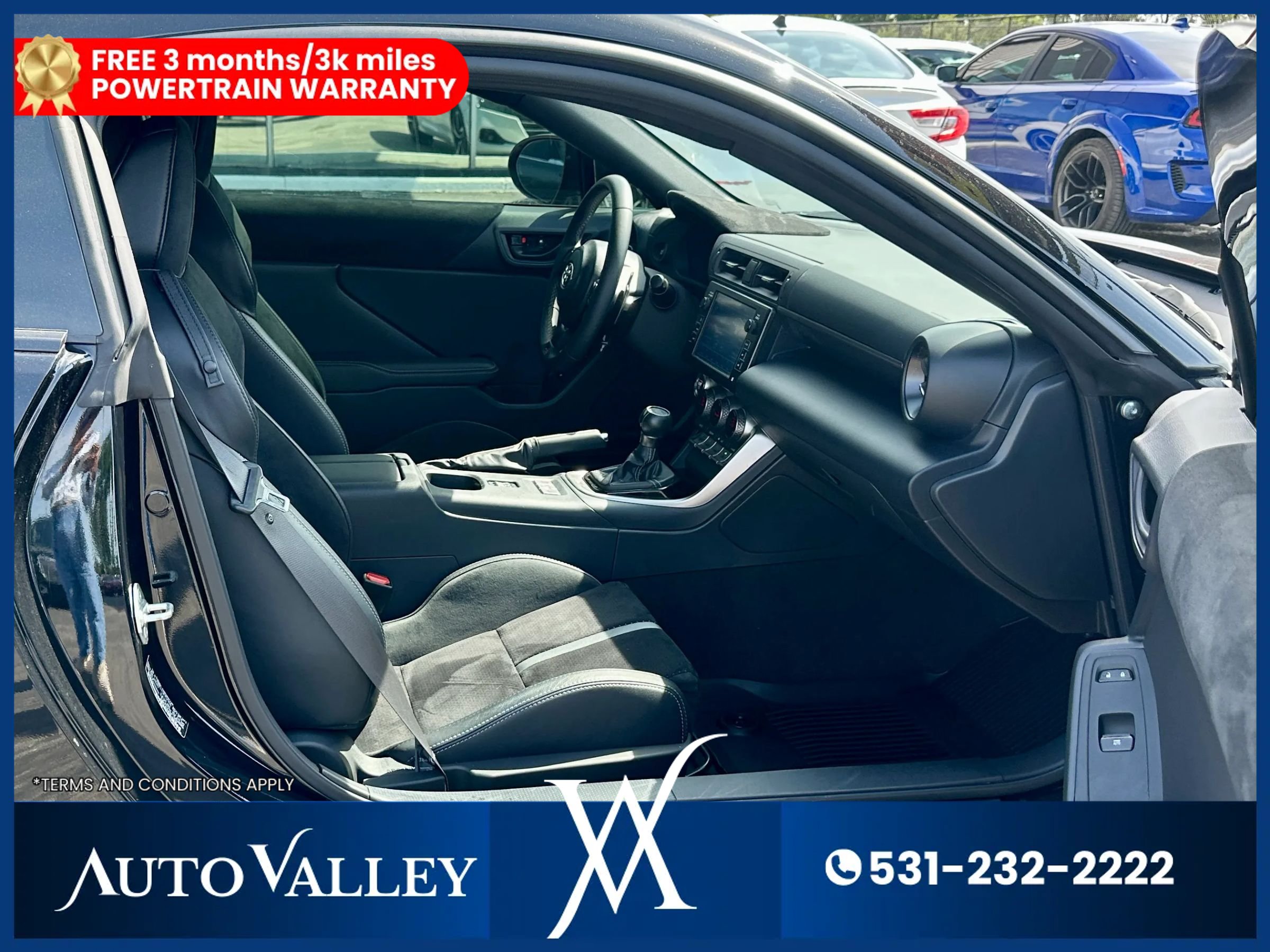 Used 2025 Toyota GR86 Premium w/ ALL Weather Mat Package (TMS) RWD image 17