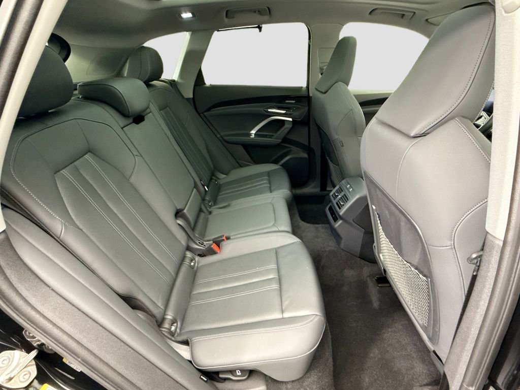 Used 2025 Audi Q5 Premium Plus w/ Premium Plus image 21