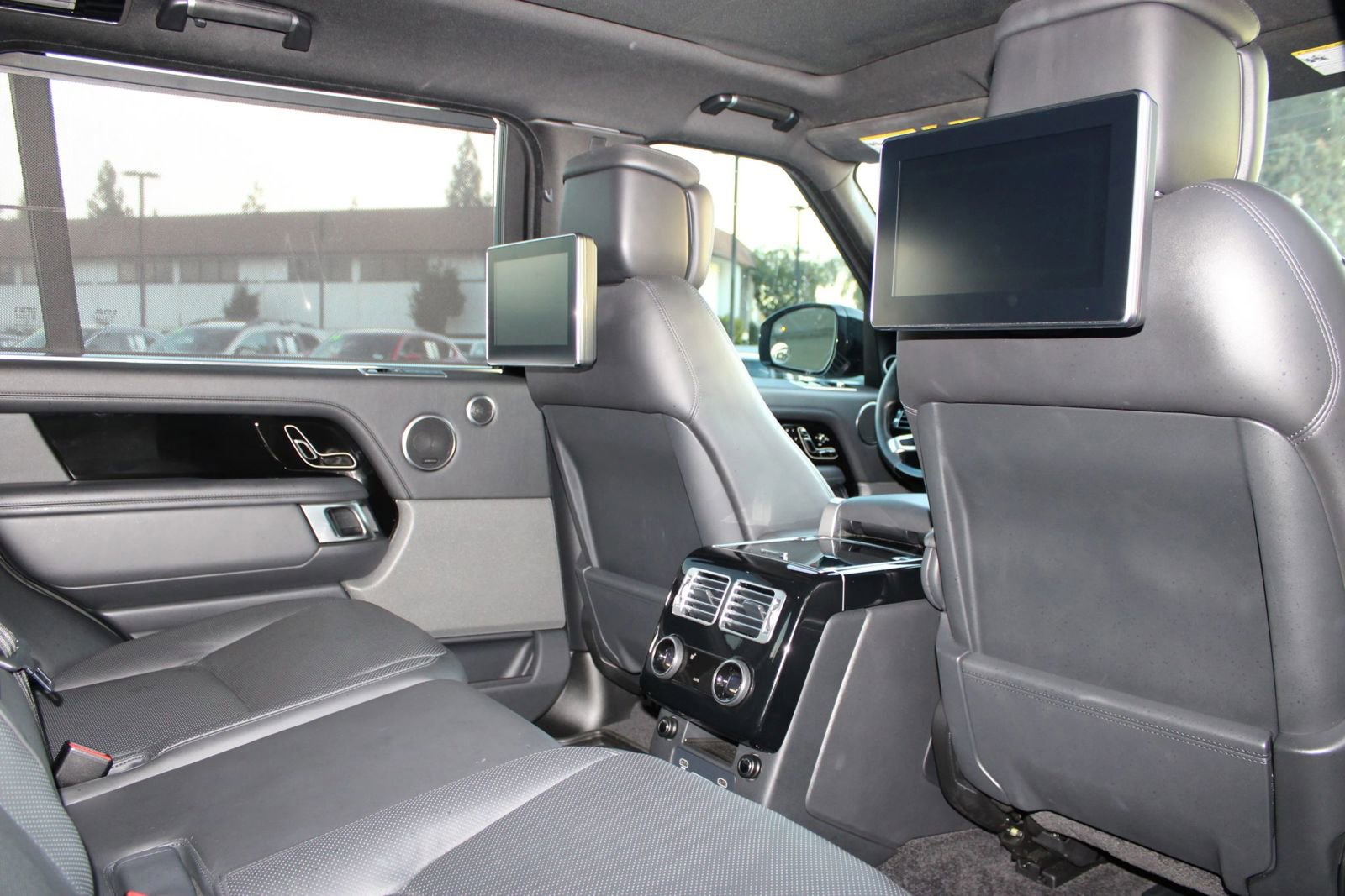 Used 2021 Land Rover Range Rover P525 Westminster Edition LWB image 21