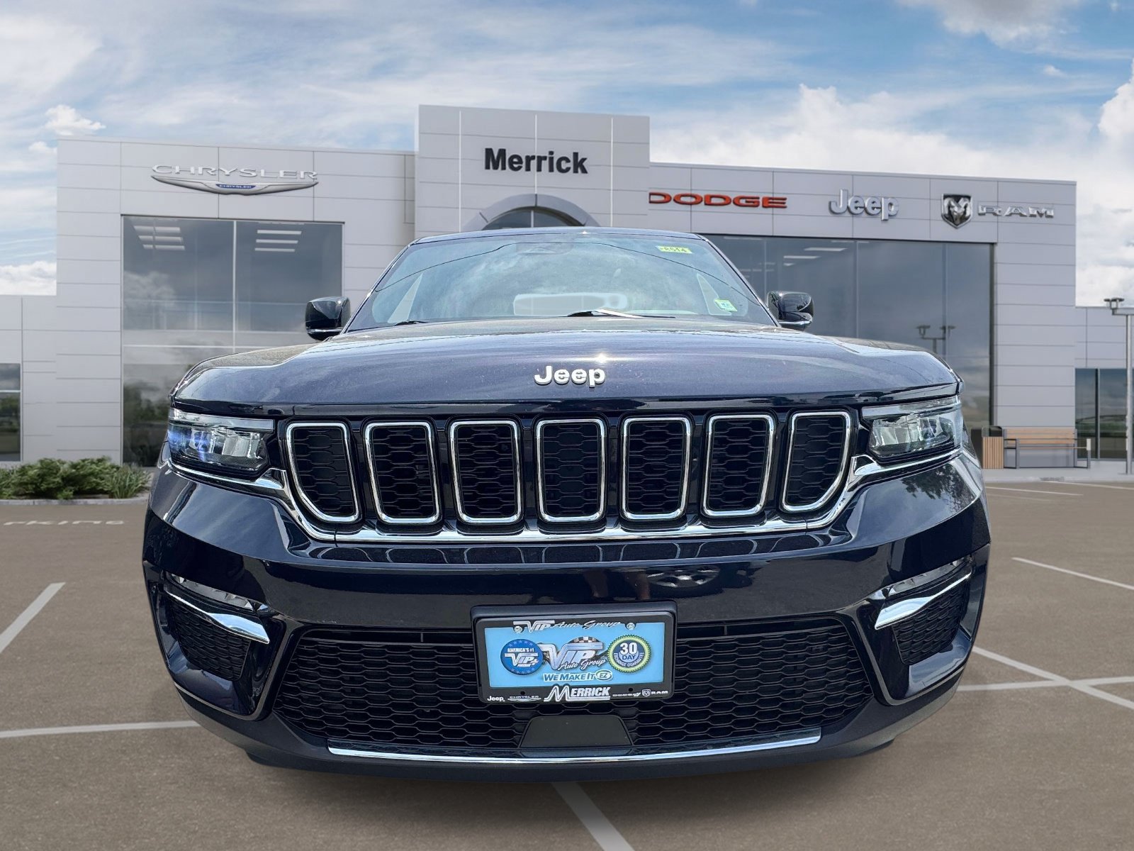 Certified 2024 Jeep Grand Cherokee Limited AWD/4WD video 3