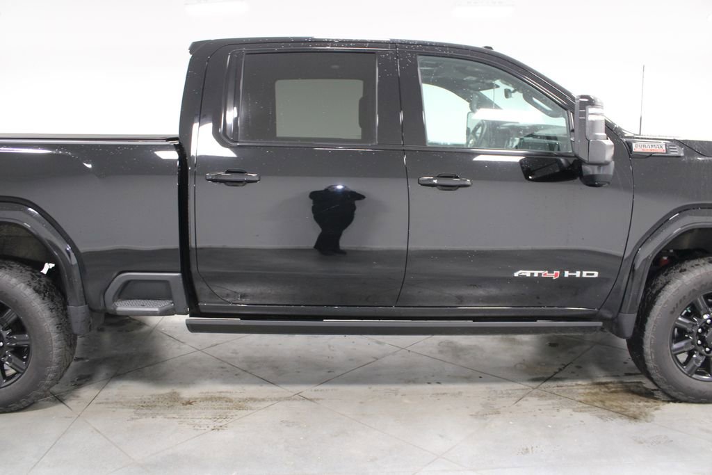 Used 2024 GMC Sierra 2500 AT4 w/ AT4 Premium Plus Package image 11