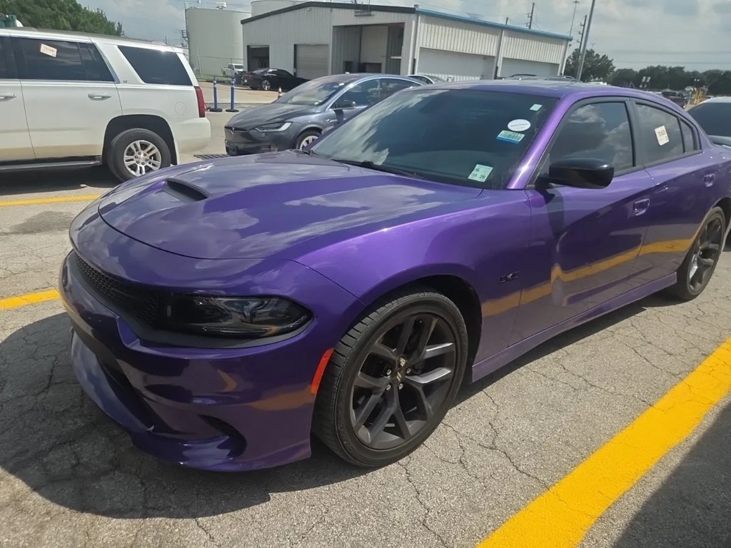 Used 2023 Dodge Charger R/T w/ Blacktop Package RWD image 3
