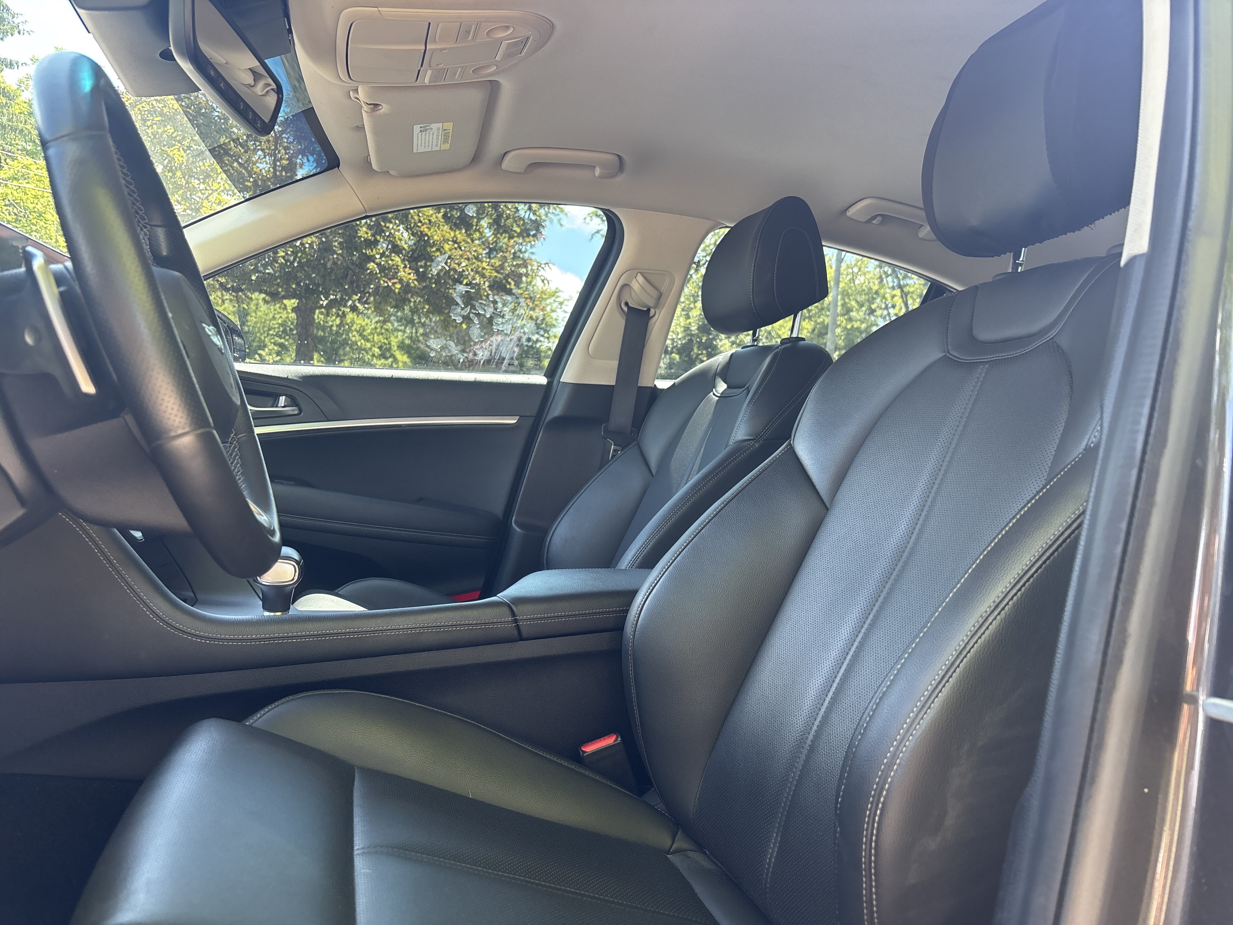 Used 2023 Genesis G70 2.0T AWD/4WD image 12