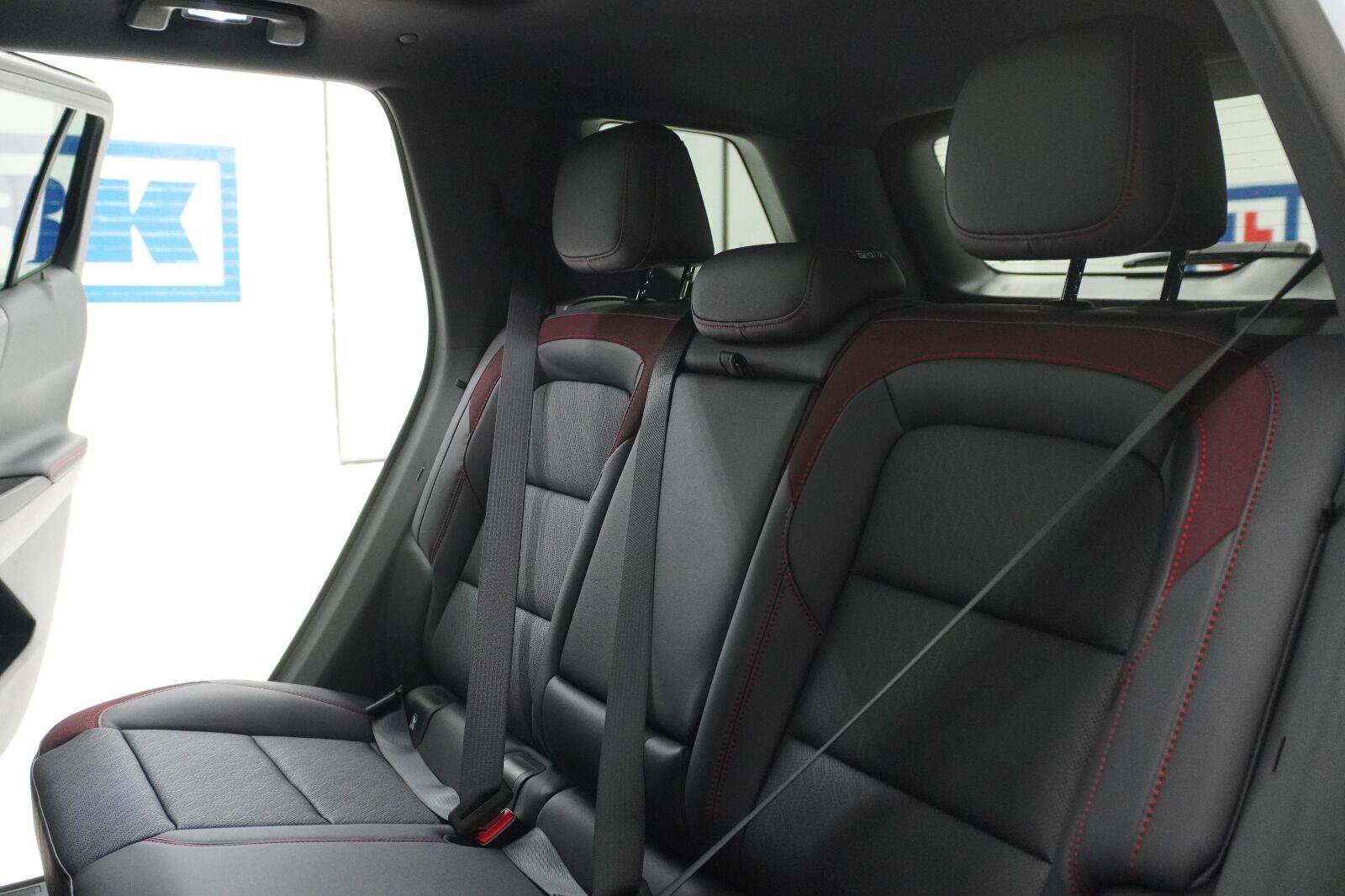 New 2027 Chevrolet Equinox RS FWD image 24