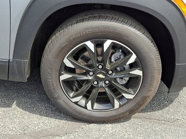 Used 2023 Chevrolet TrailBlazer LT w/ Convenience Package FWD image 11
