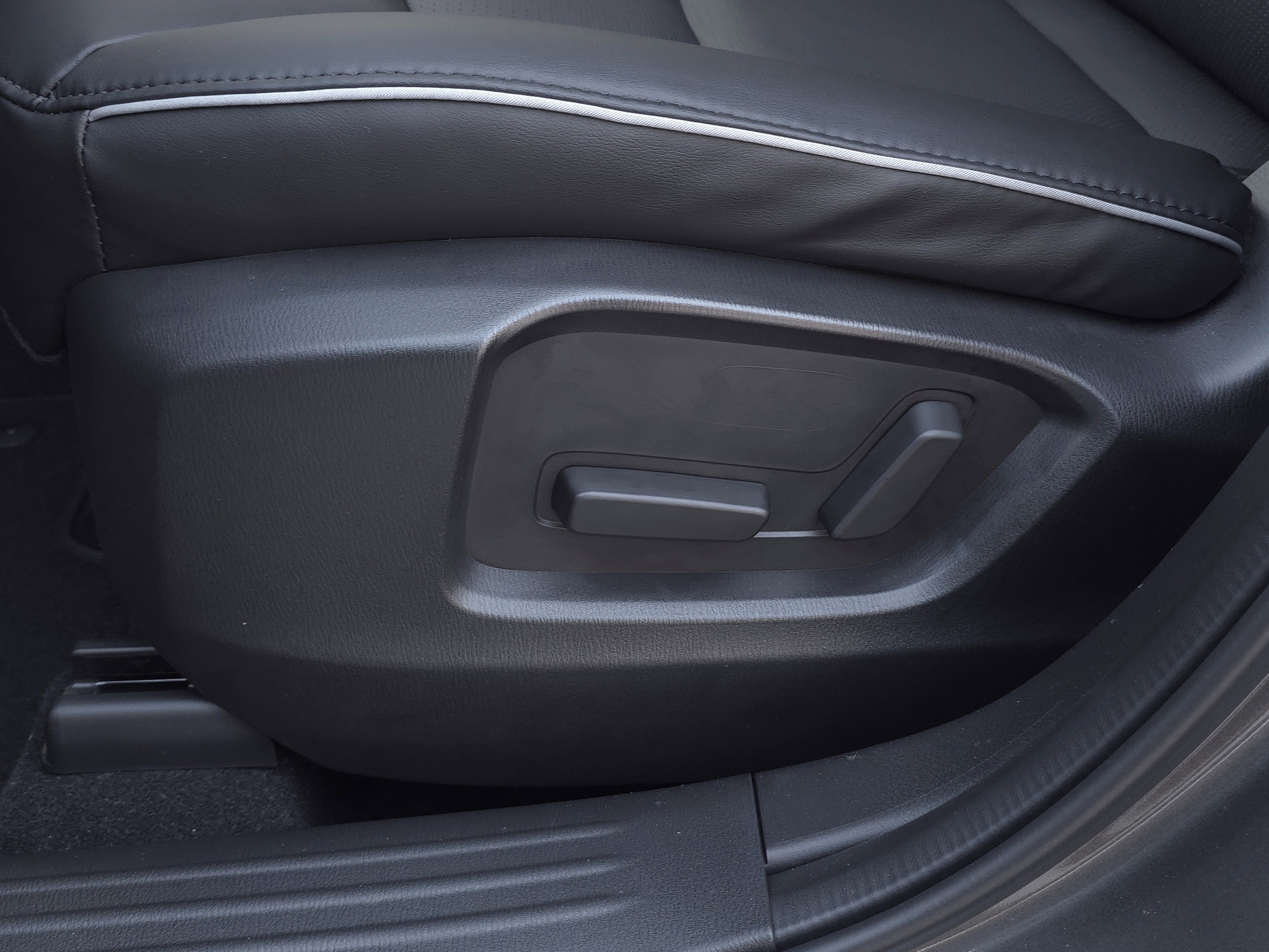 New 2025 MAZDA CX-5 AWD 2.5 S w/ Select Package image 11