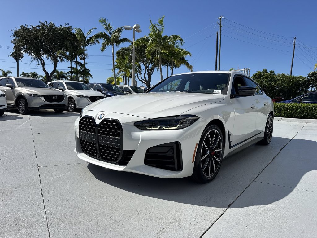 Used 2023 BMW 430i Gran Coupe xDrive w/ M Sport Package AWD/4WD image 31