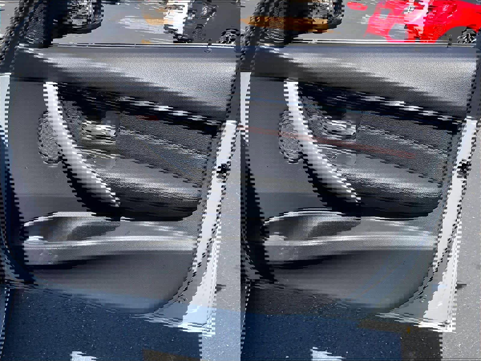 Used 2017 BMW 330i xDrive Sedan AWD/4WD image 25