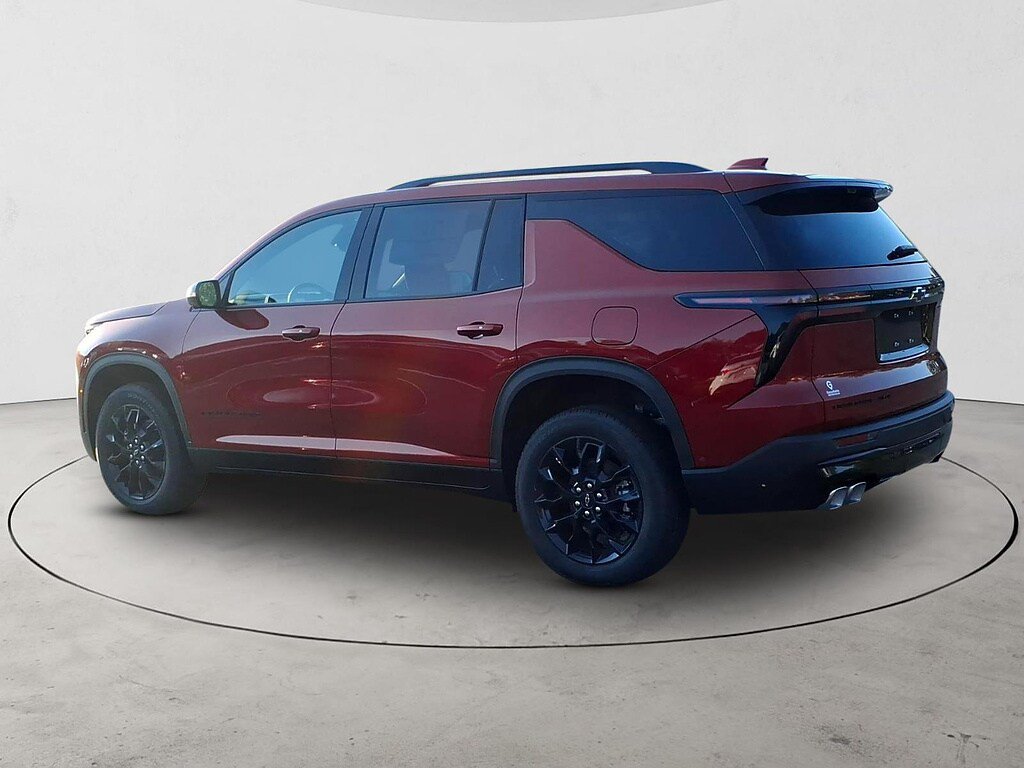 New 2026 Chevrolet Traverse LT w/ Enhanced Driving Package AWD/4WD image 7