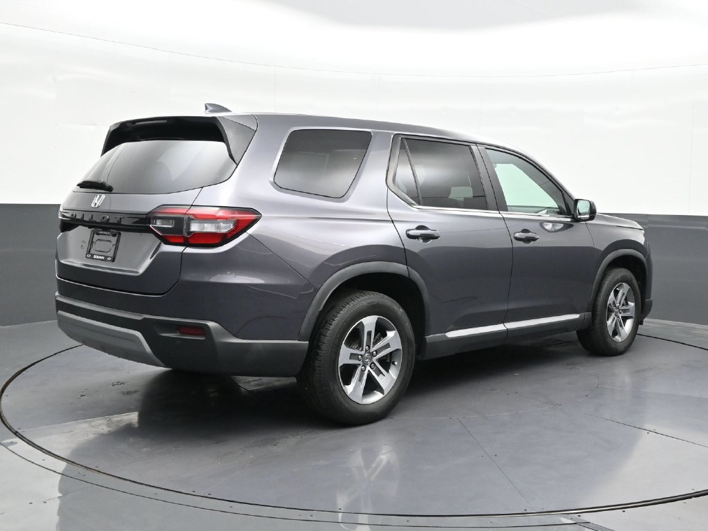 Used 2023 Honda Pilot EX-L image 5