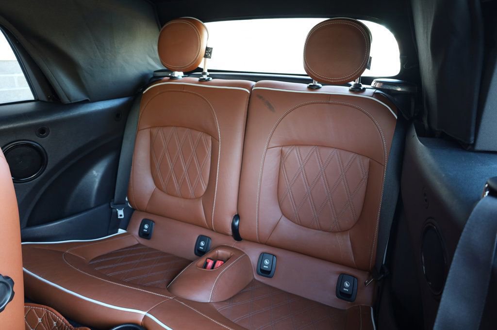 Used 2017 MINI Cooper S image 23