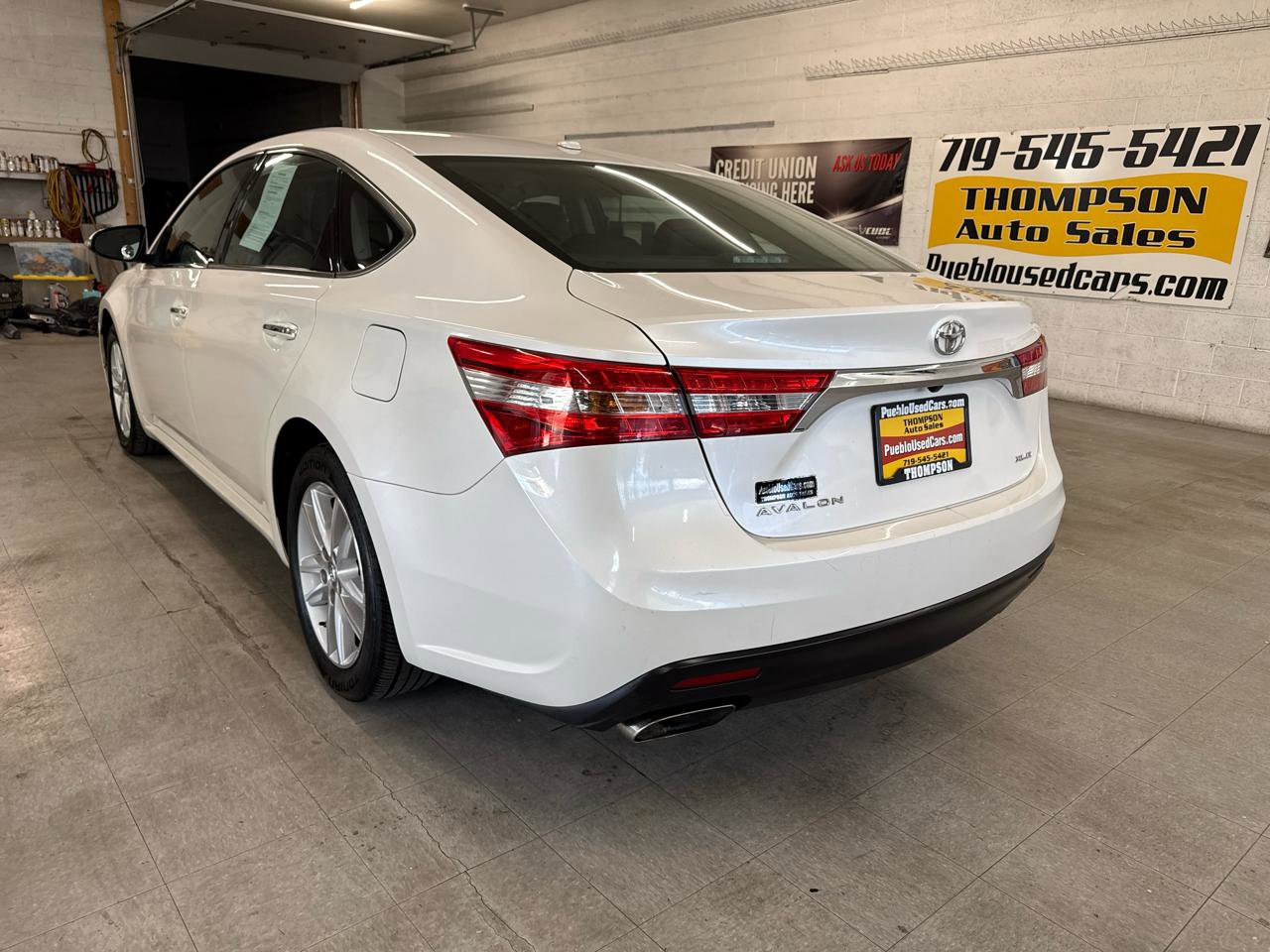 Used 2015 Toyota Avalon XLE FWD image 87