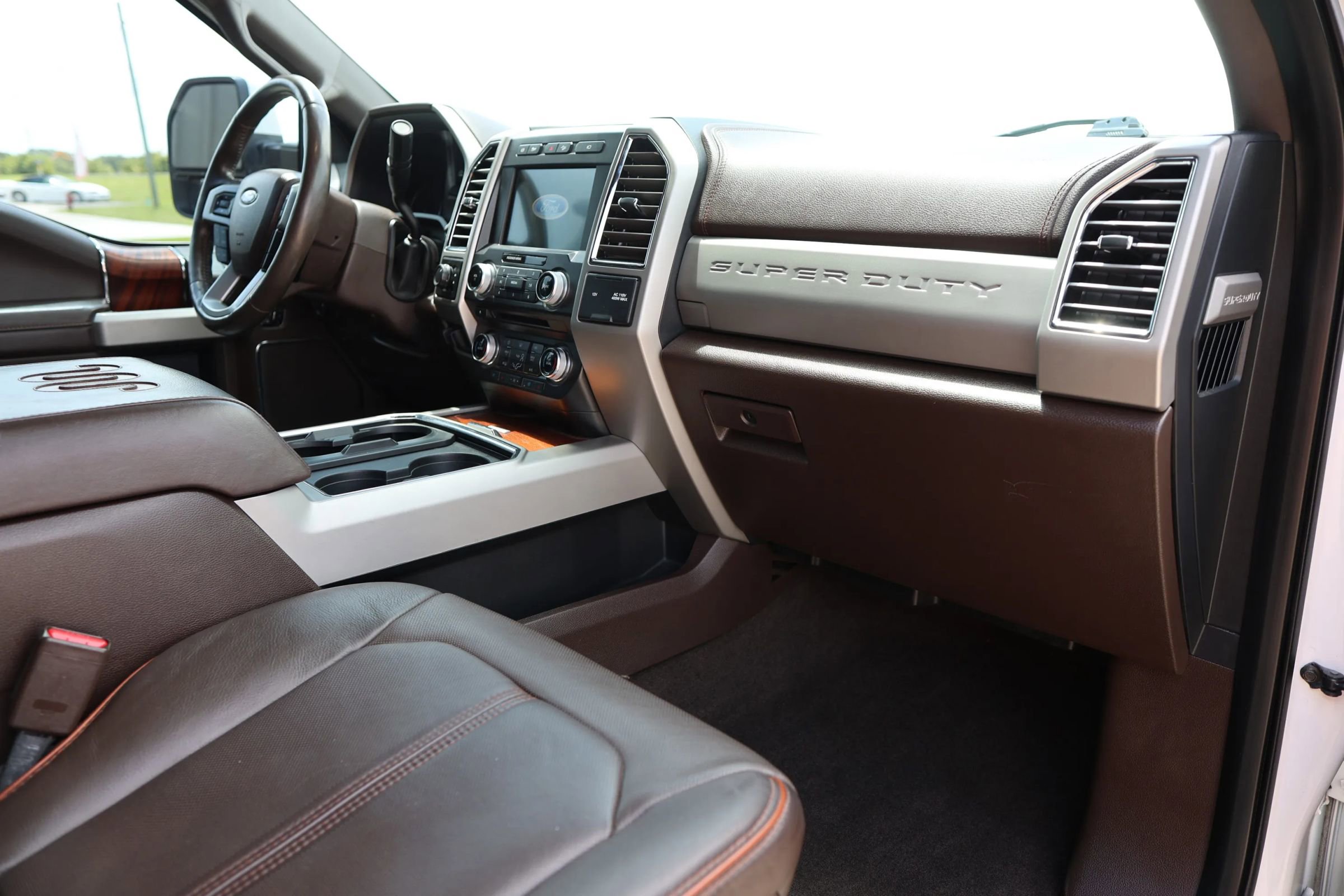 Used 2017 Ford F250 King Ranch w/ King Ranch Ultimate Package AWD/4WD image 32