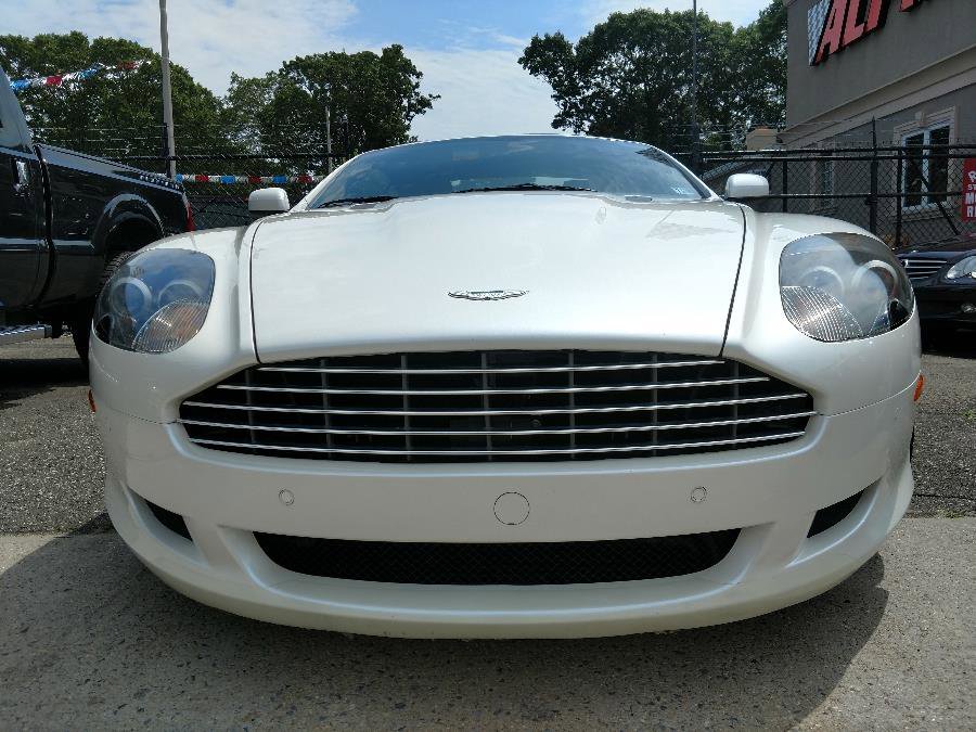 Used 2009 Aston Martin DB9 Coupe image 2