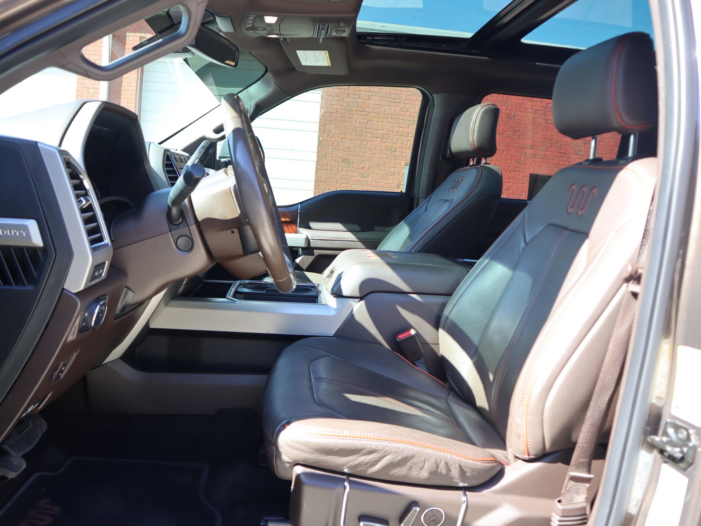 Used 2017 Ford F250 King Ranch w/ King Ranch Ultimate Package image 27