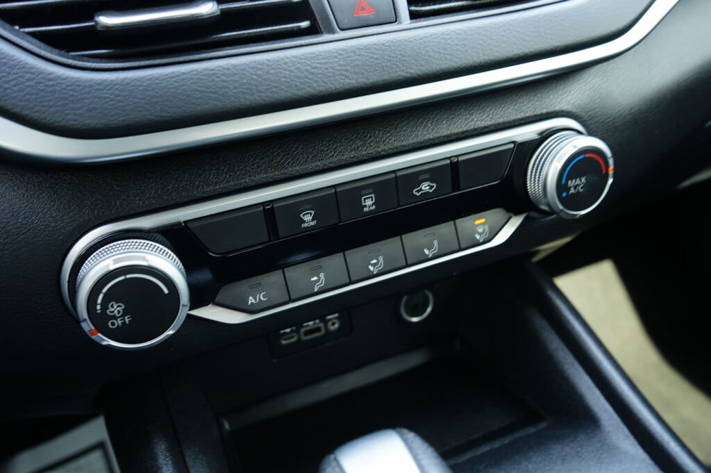 Used 2022 Nissan Altima 2.5 SV image 14