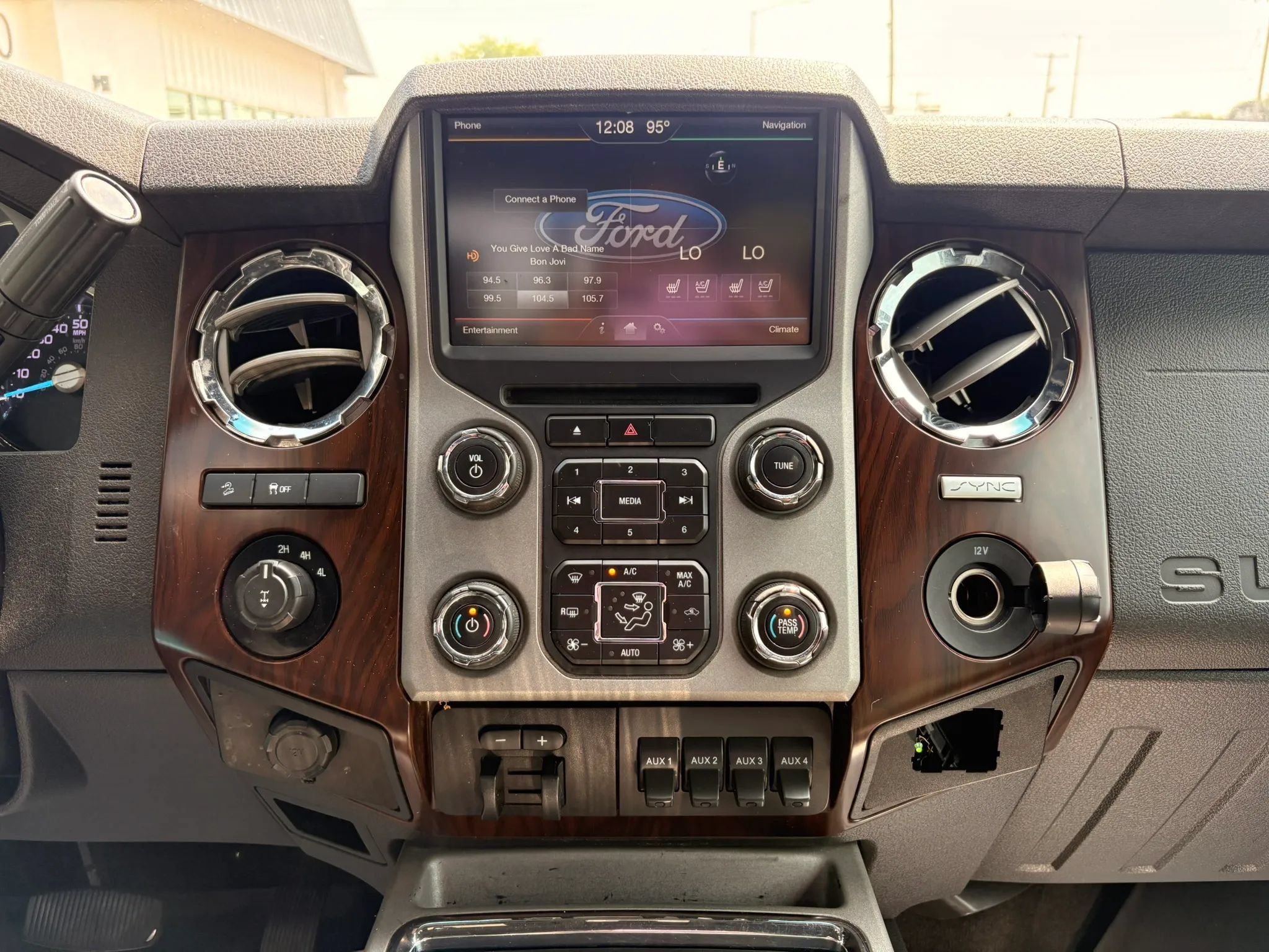 Used 2016 Ford F250 Lariat w/ Chrome Package AWD/4WD image 20