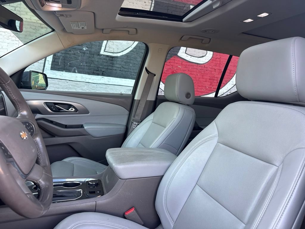 Used 2020 Chevrolet Traverse Premier AWD/4WD image 10
