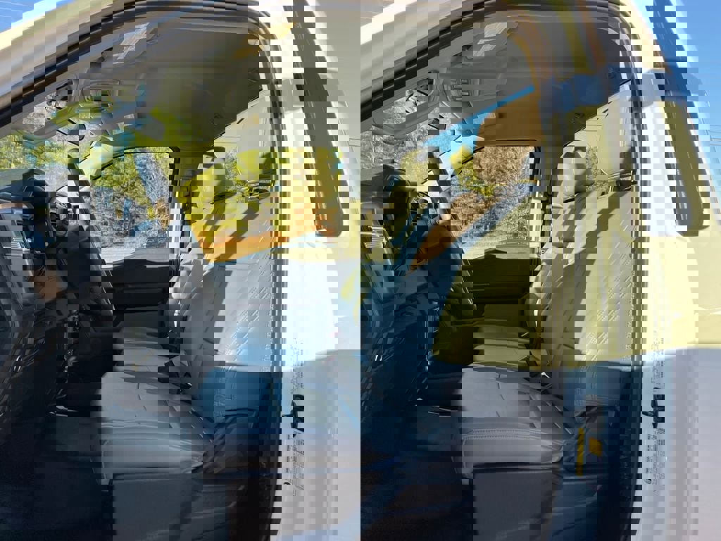 Used 2024 Ford F150 XL image 10