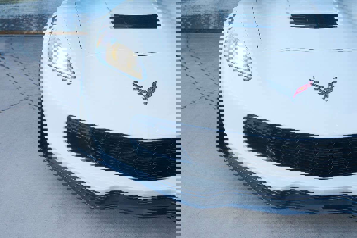 Used 2019 Chevrolet Corvette Grand Sport w/ Carbon Flash Badge Package image 37