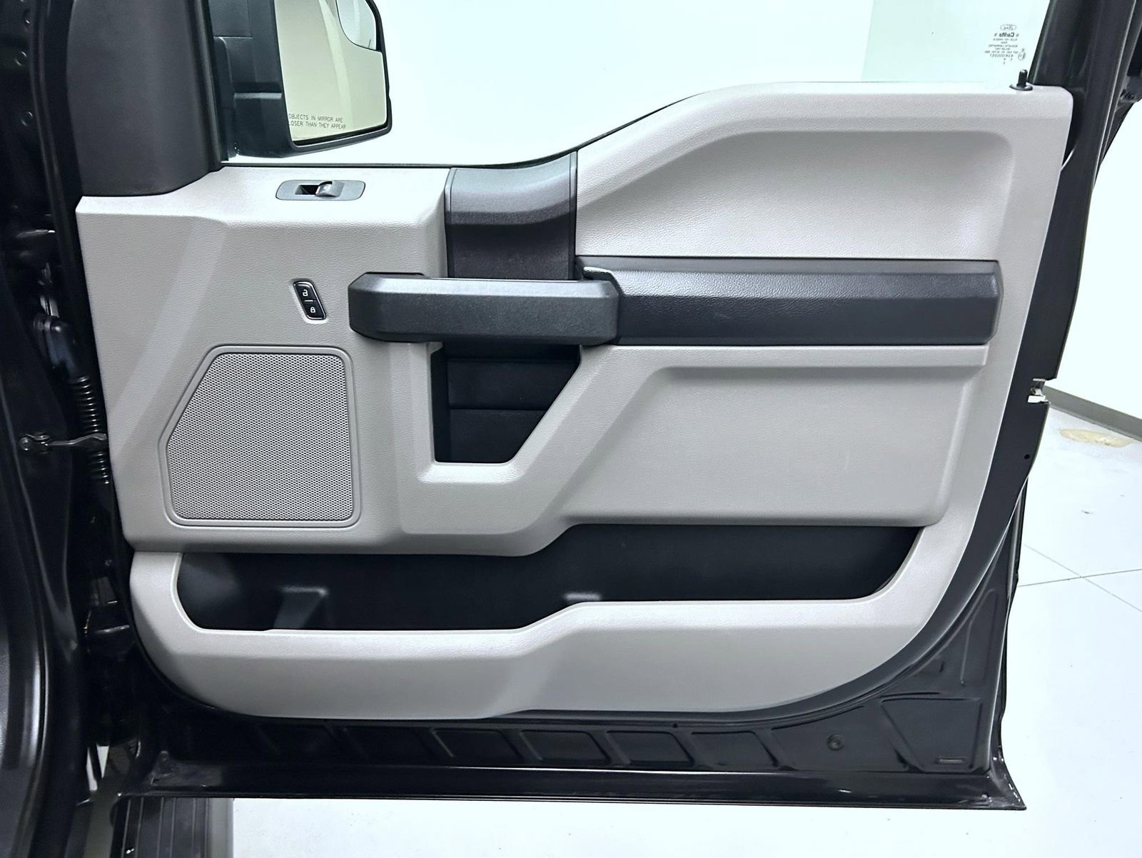 Used 2015 Ford F150 XL w/ Equipment Group 101A Mid image 16