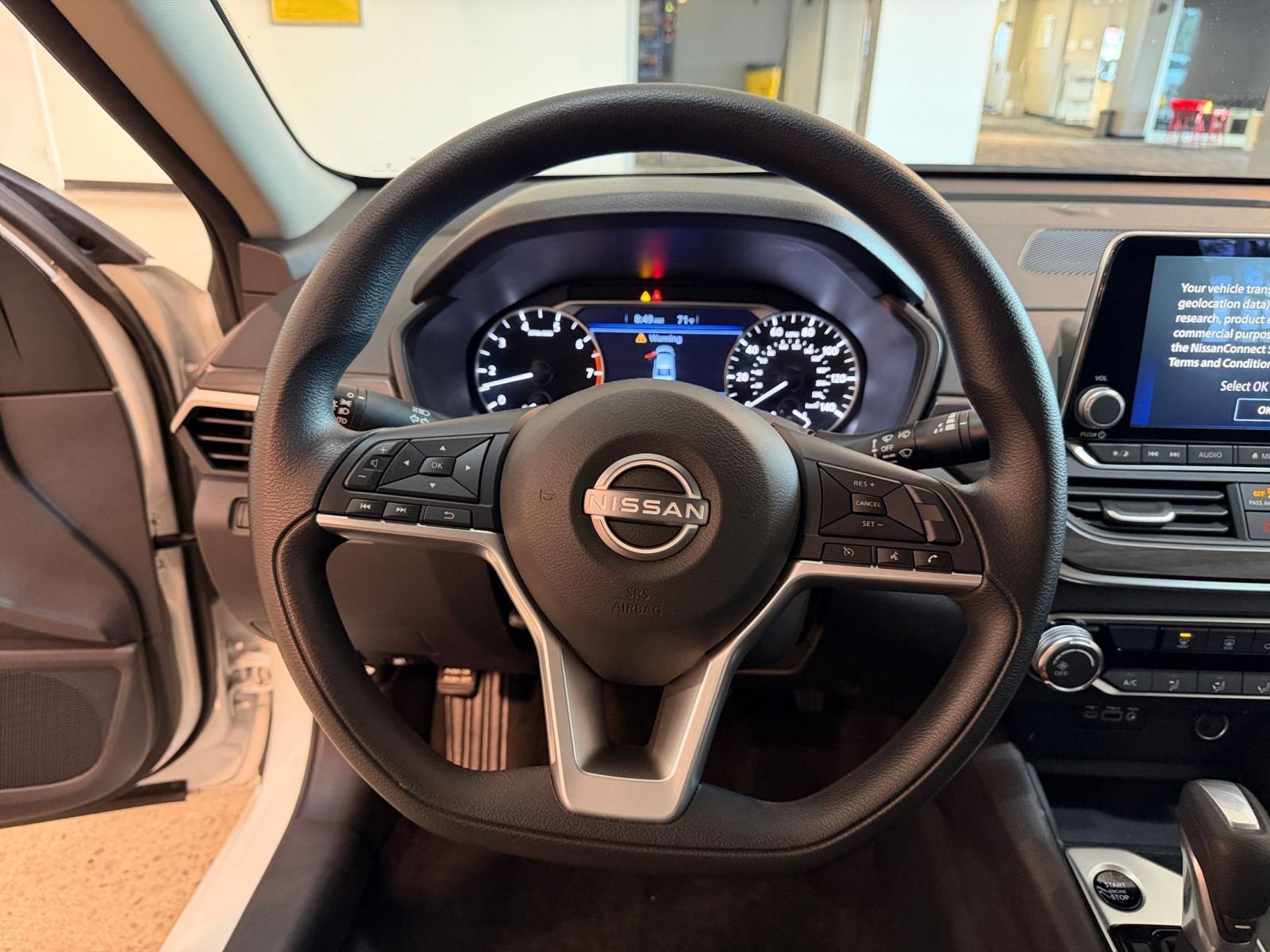 Used 2026 Nissan Altima 2.5 SV FWD image 26