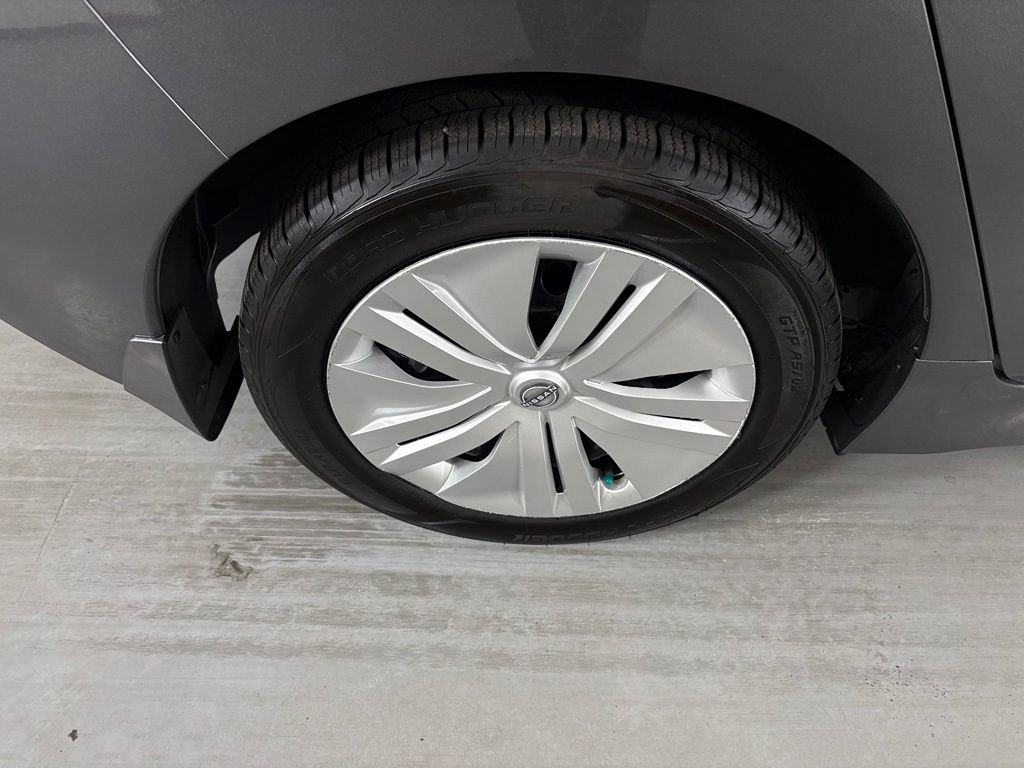 Used 2025 Nissan Leaf S FWD image 14