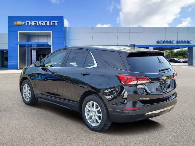 Certified 2023 Chevrolet Equinox LT w/ Driver Convenience Package image 3