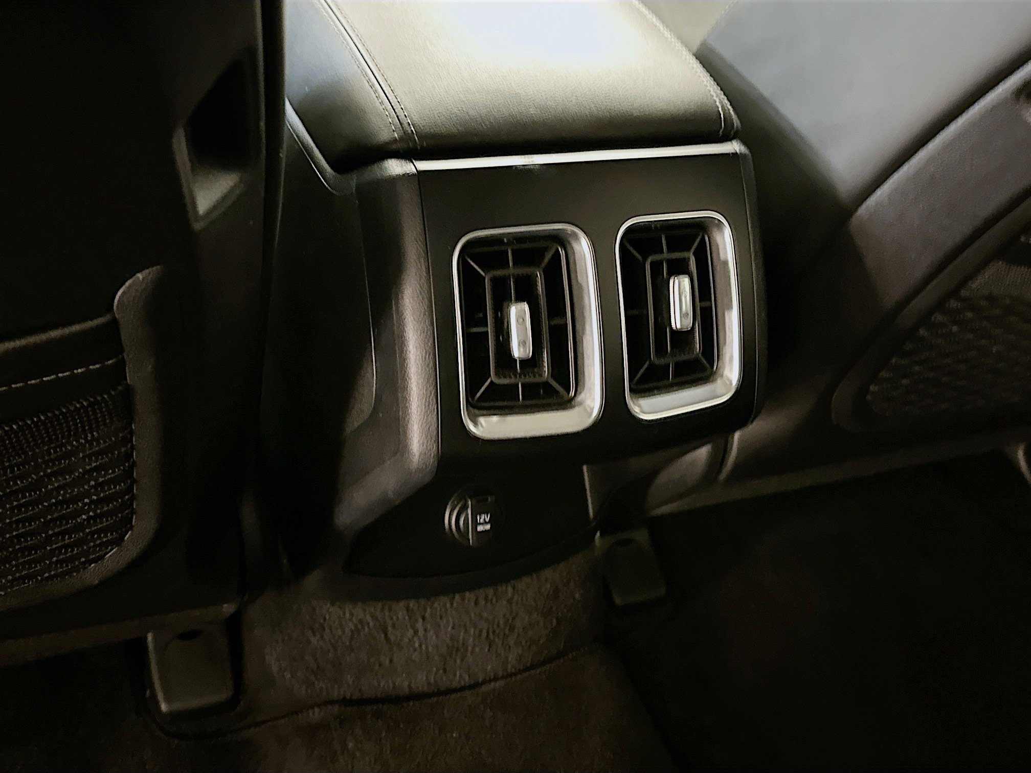 Used 2024 Kia Sorento S image 28