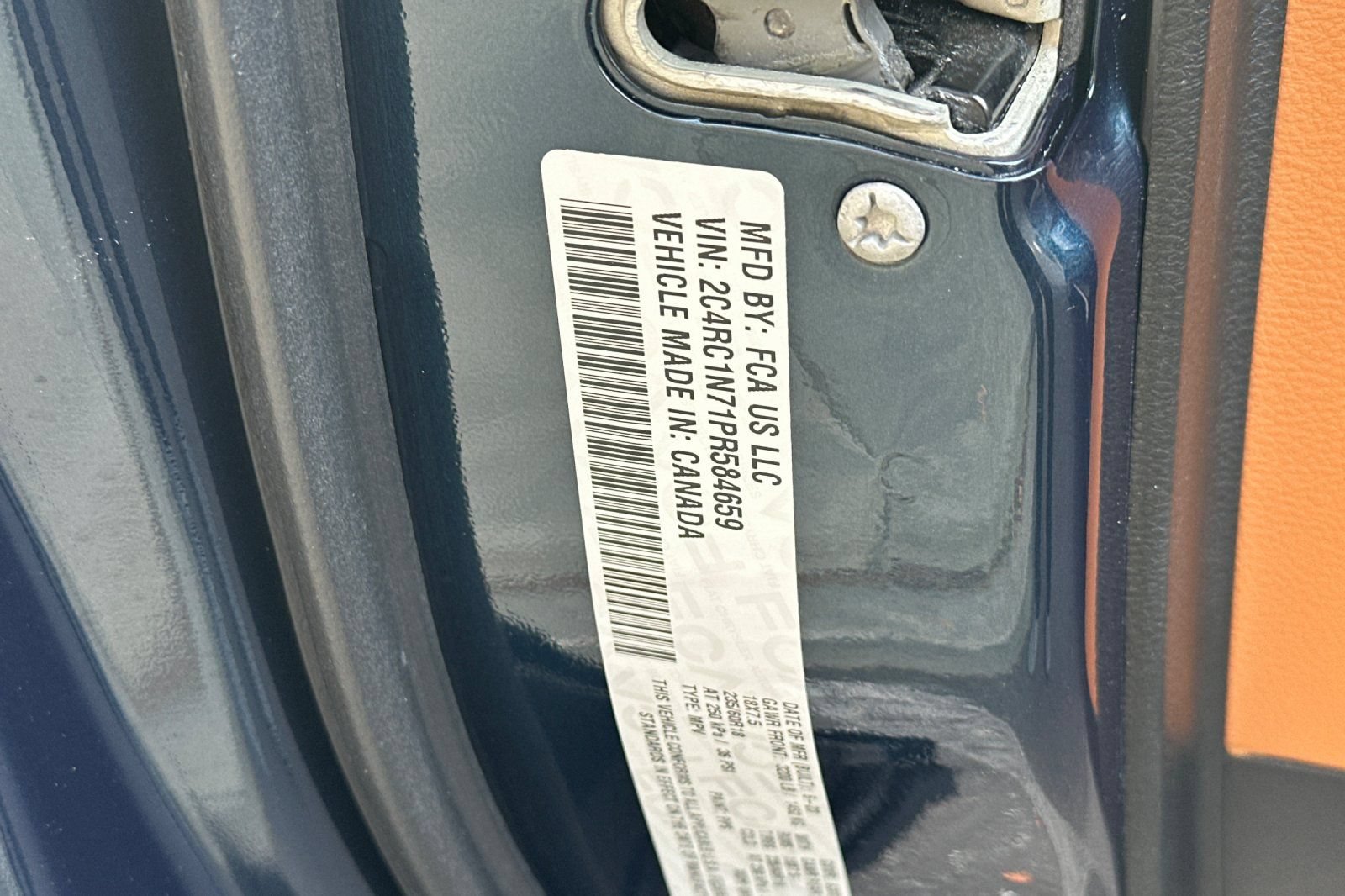Used 2023 Chrysler Pacifica Pinnacle FWD image 29