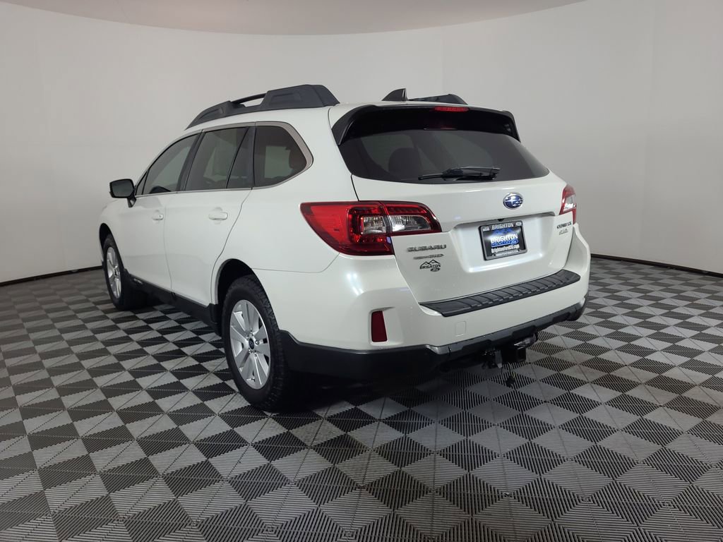 Used 2017 Subaru Outback 2.5i Premium AWD/4WD image 5