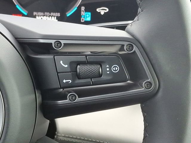 New 2025 Porsche Taycan 4S image 23