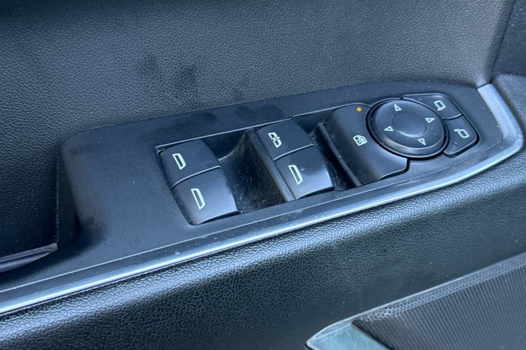 Used 2025 Chevrolet Silverado 1500 LT AWD/4WD image 12