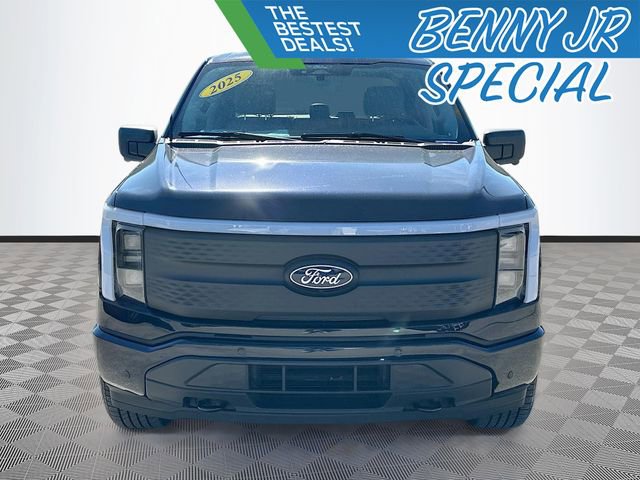 Used 2025 Ford F150 Lightning Flash image 2