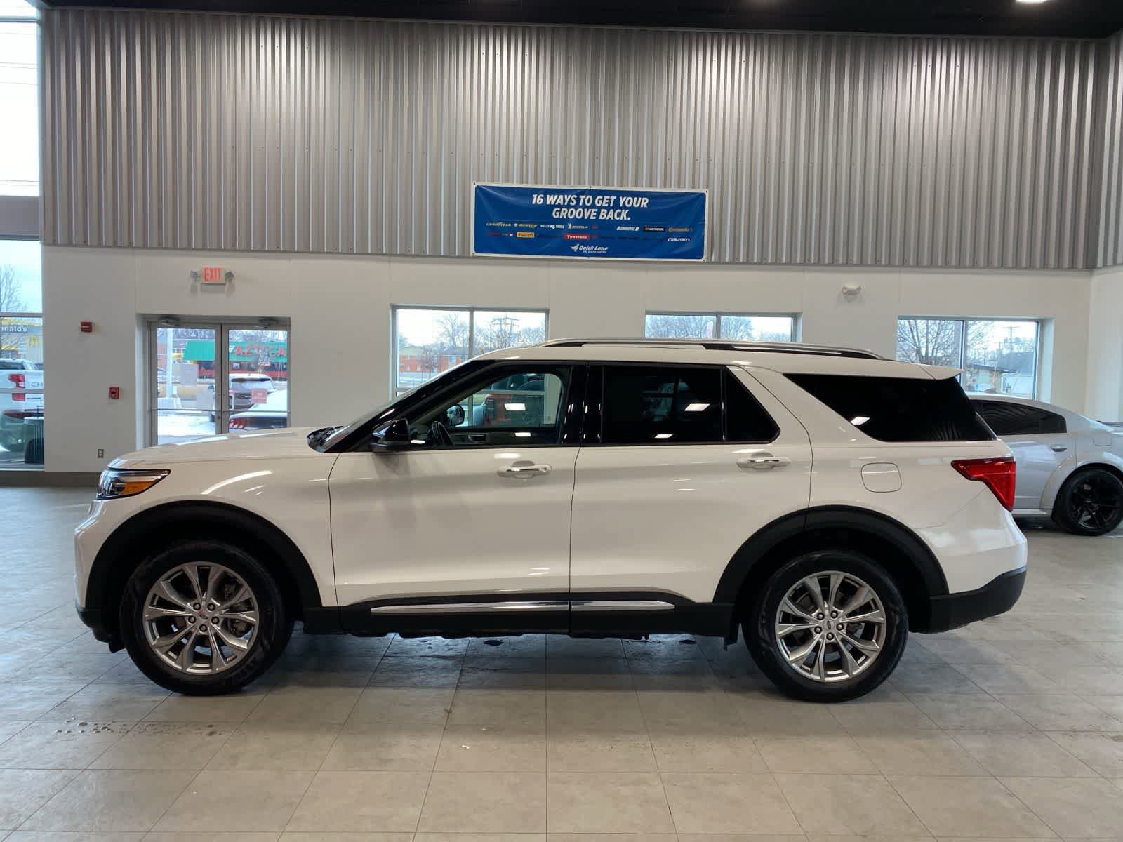 Used 2021 Ford Explorer Limited image 2