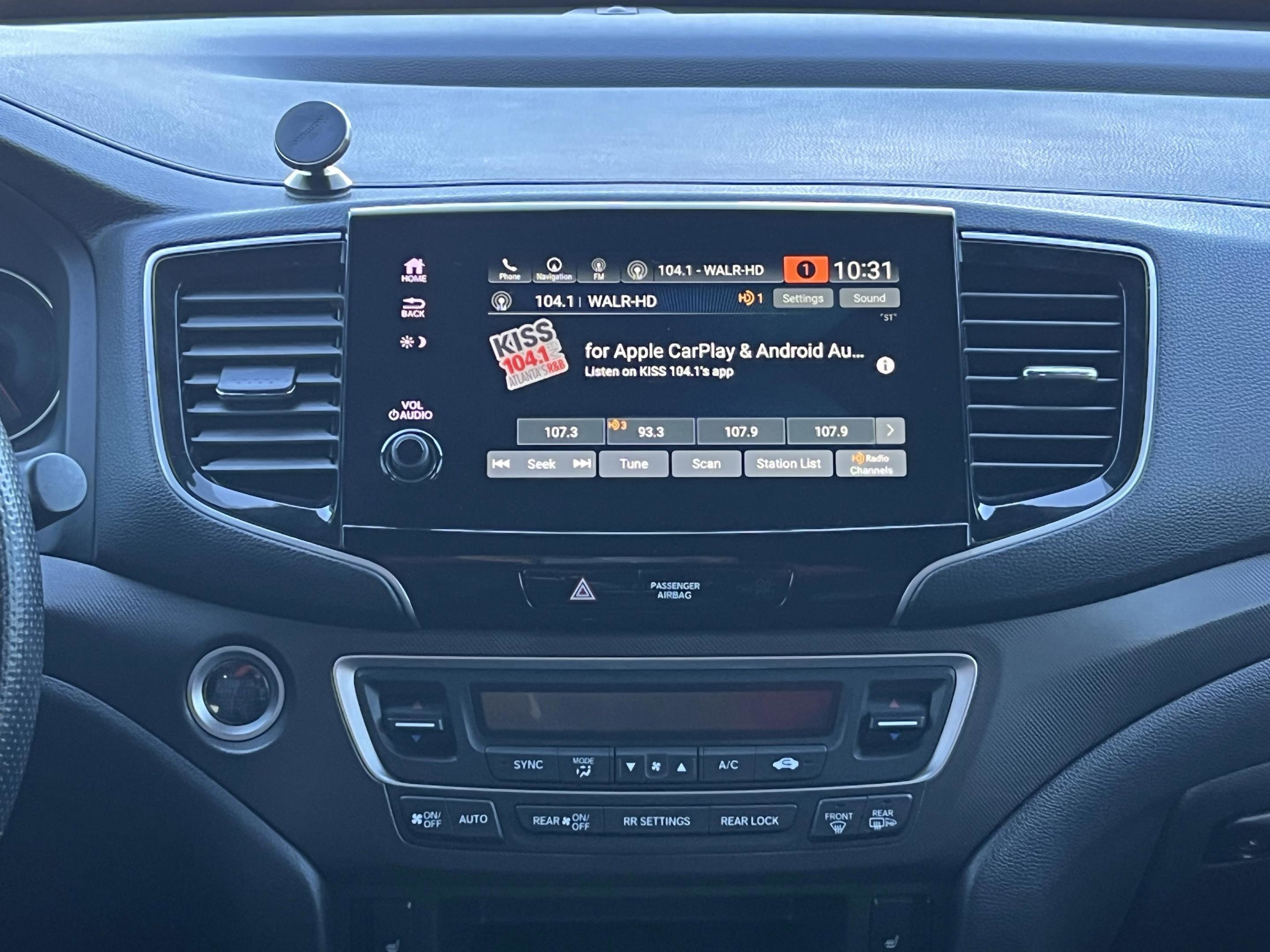 Certified 2022 Honda Pilot TrailSport image 10