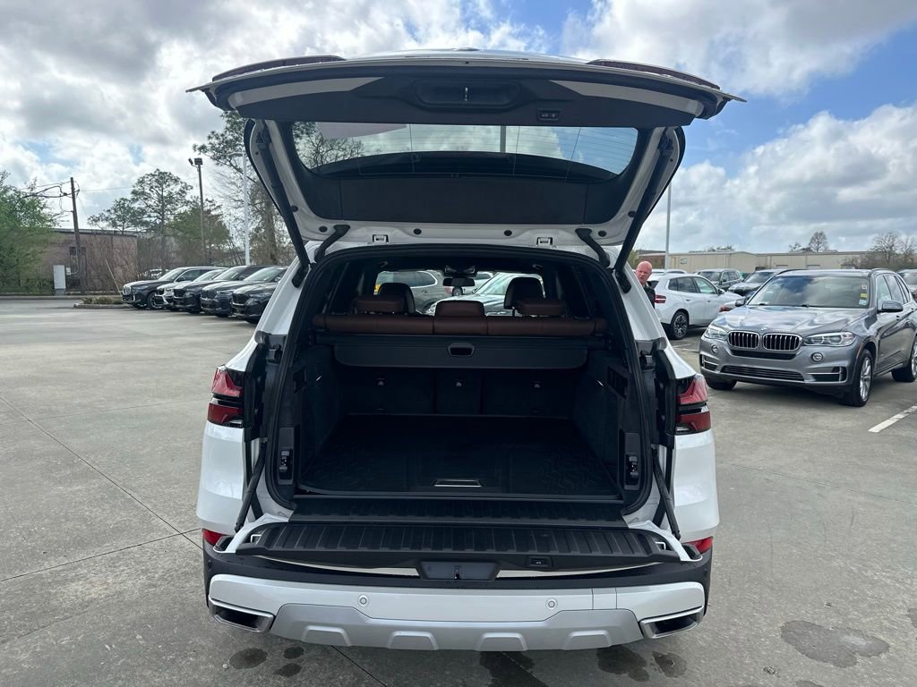Certified 2026 BMW X5 xDrive40i w/ Climate Comfort Package image 24