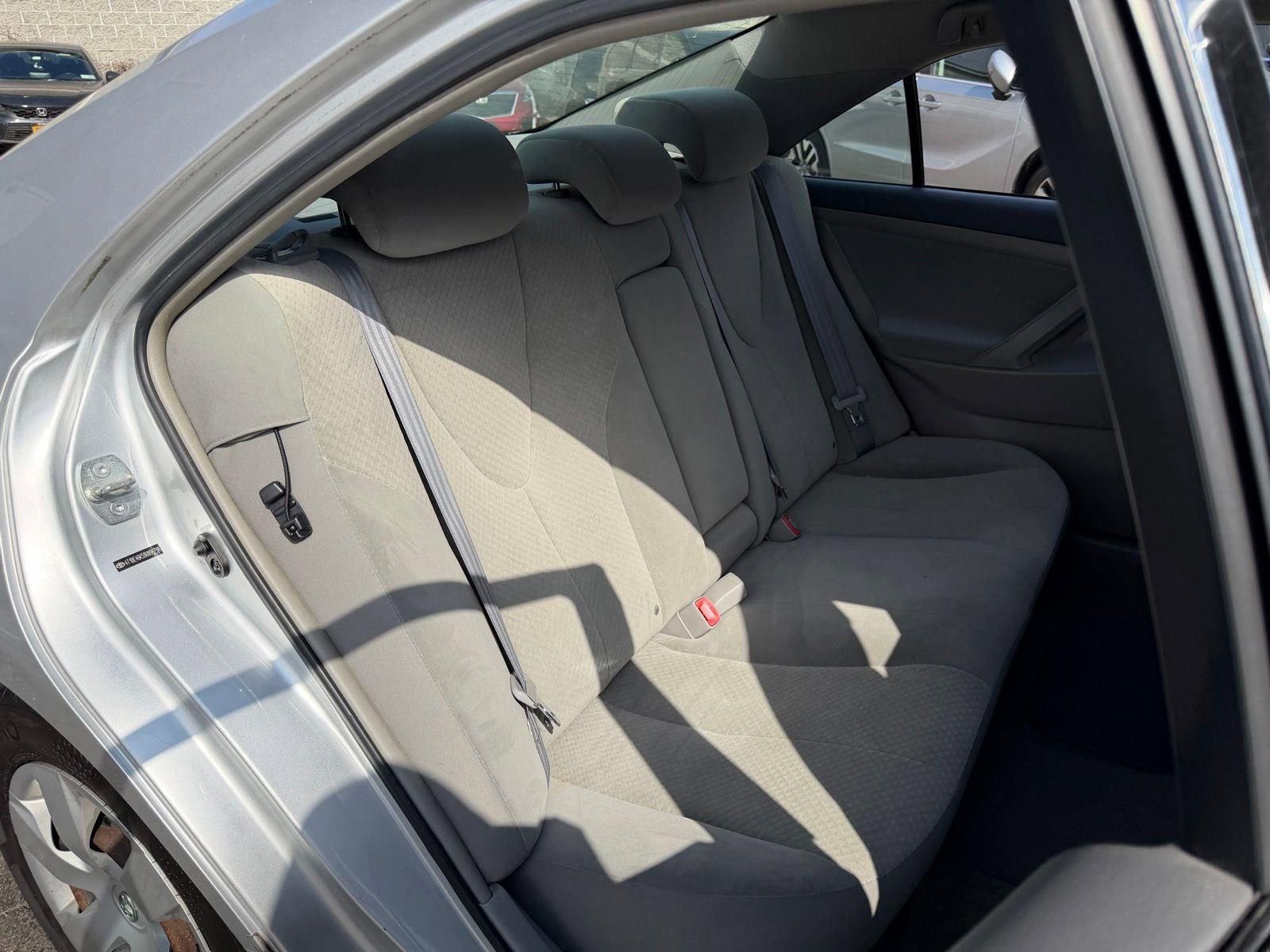 Used 2009 Toyota Camry LE image 13