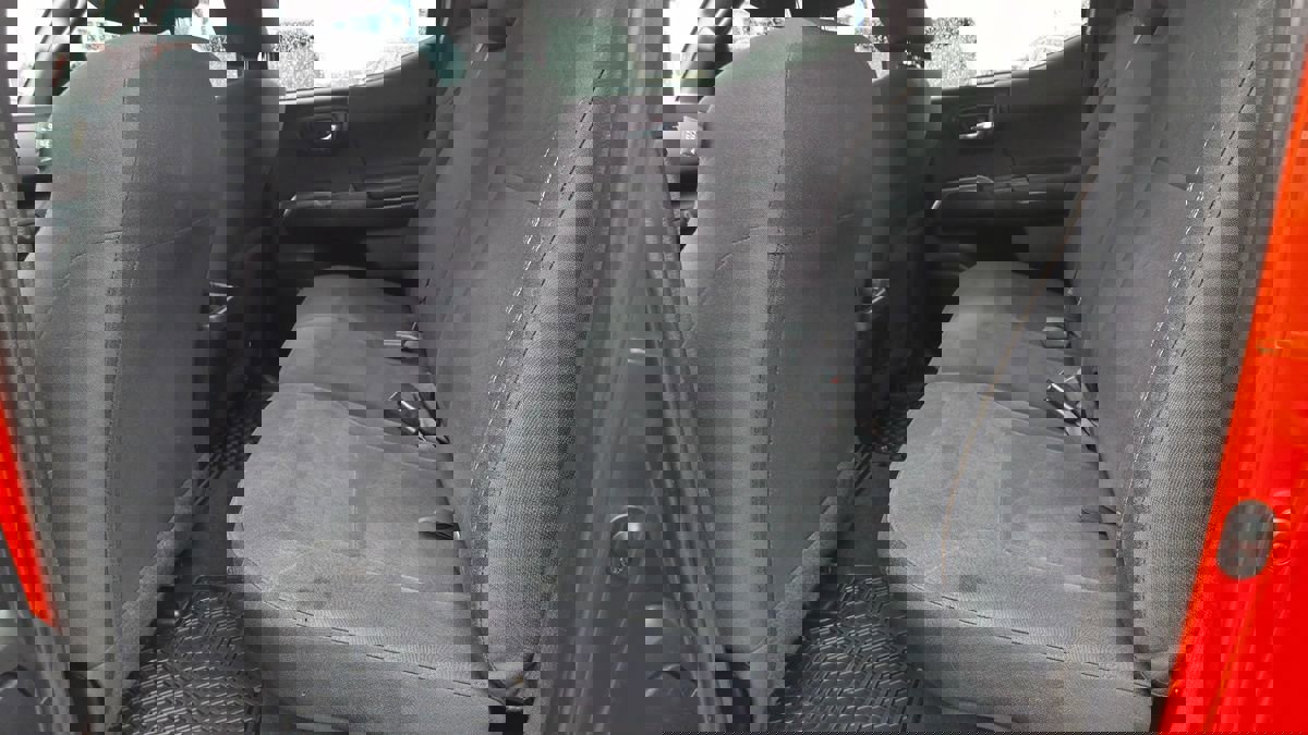 Used 2017 Toyota Tacoma TRD Off-Road image 36