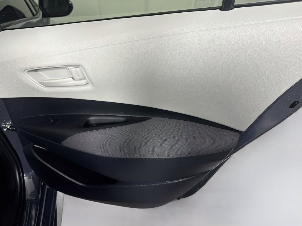 Used 2025 Toyota Corolla LE FWD image 26