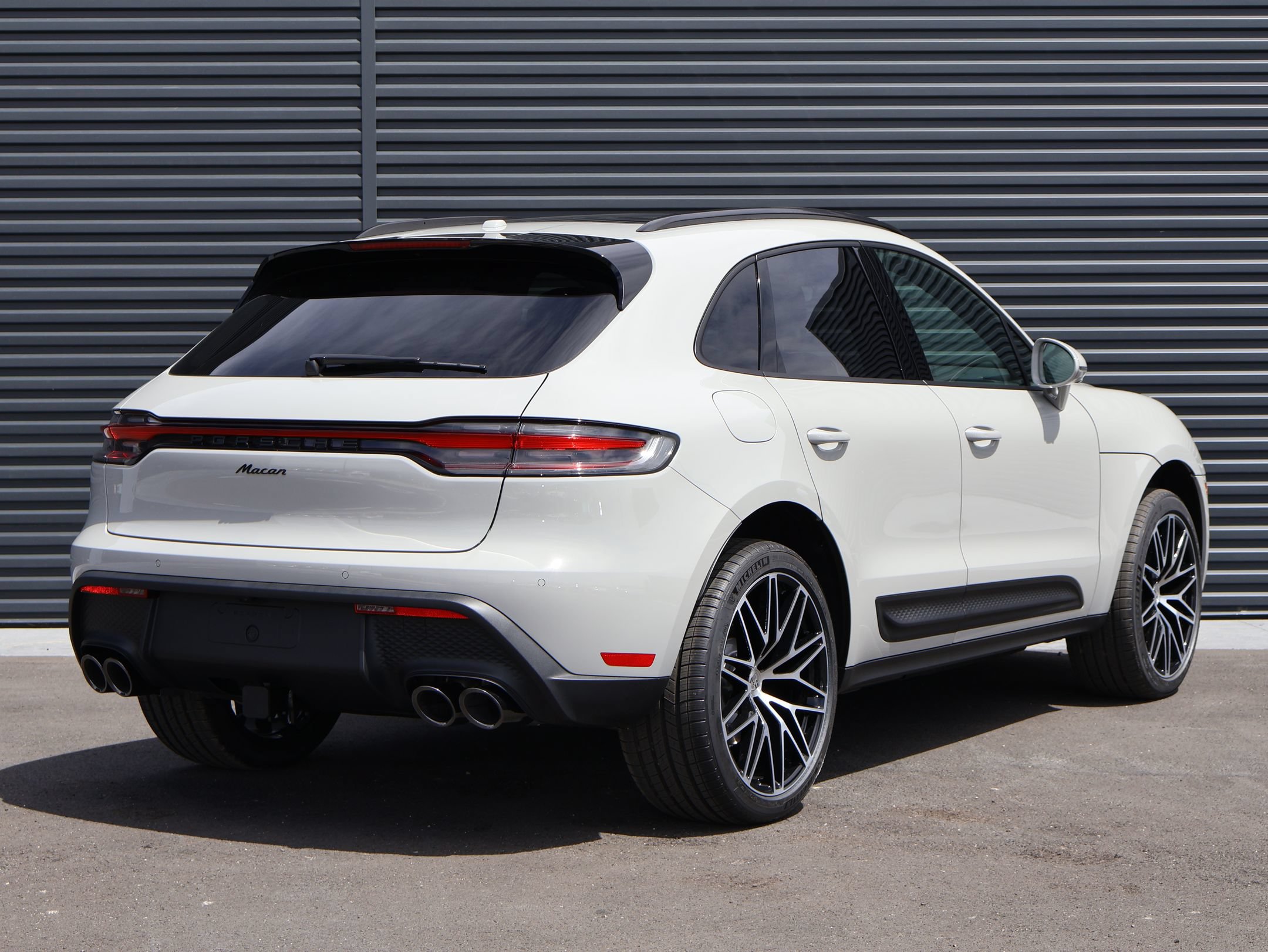 New 2026 Porsche Macan AWD/4WD image 9