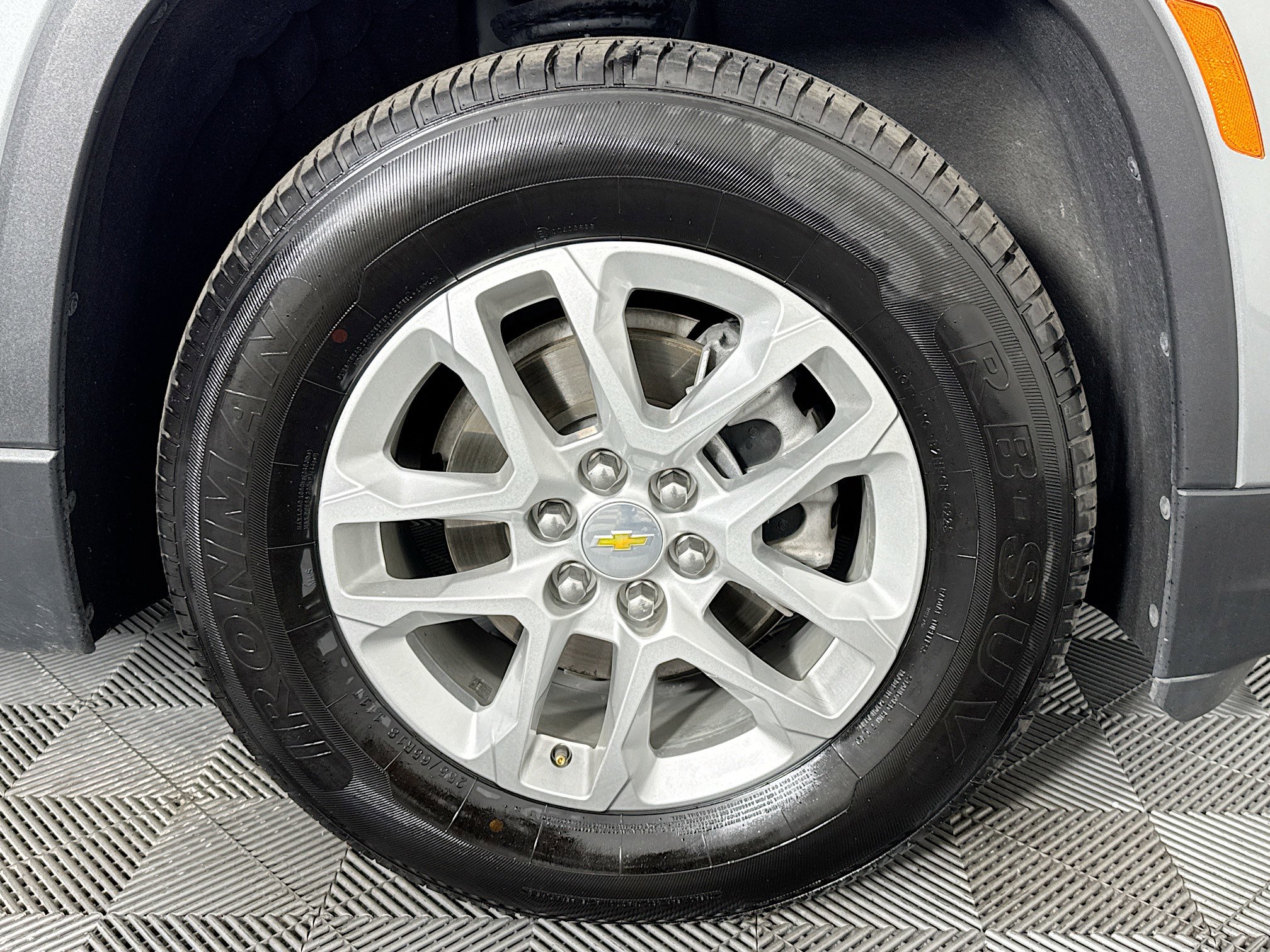 Used 2024 Chevrolet Traverse LS w/ Safety Package image 31