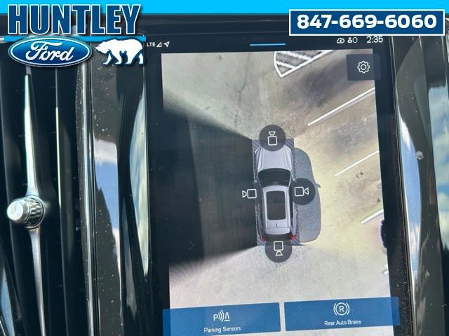 Used 2024 Volvo XC60 T8 Ultimate AWD/4WD image 29